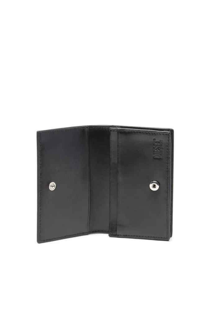 1dr etui na karty iv Skórzane etui na karty z emaliowanym owalnym D