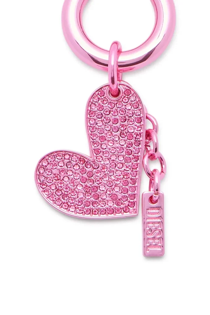 charm-heart Metalowy charm w kształcie serca z kryształkami