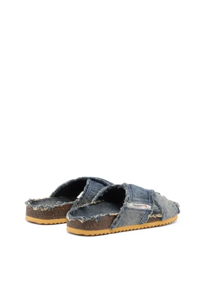 d-woodstock cross Klapki D-Woodstock-Crossover z postrzępionego denimu d-woodstock cross Klapki D-Woodstock-Crossover z postrzępionego denimu