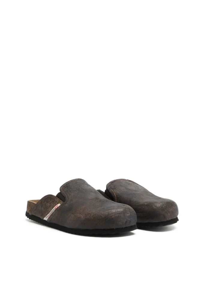 d-woodstock slip-on Klapki D-Woodstock-Clogs z zamszu z efektem spękania d-woodstock slip-on Klapki D-Woodstock-Clogs z zamszu z efektem spękania