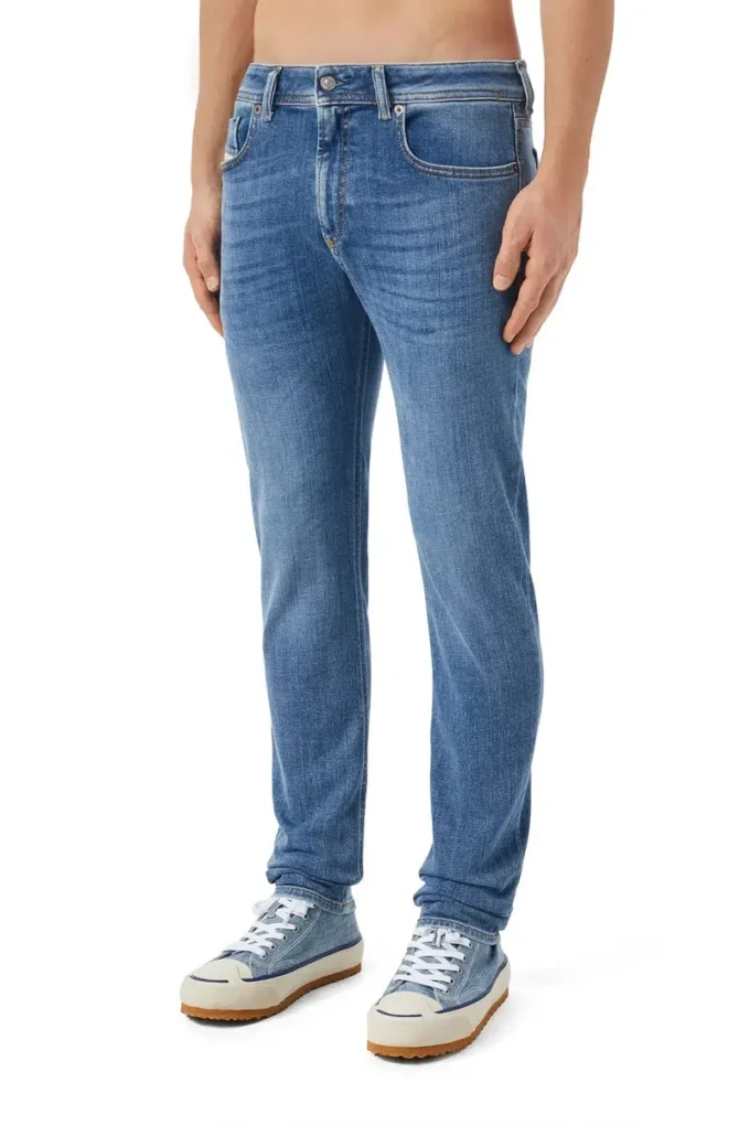 dżinsy skinny 1979 sleenker 09c01 Znajdź najbliższy sklep