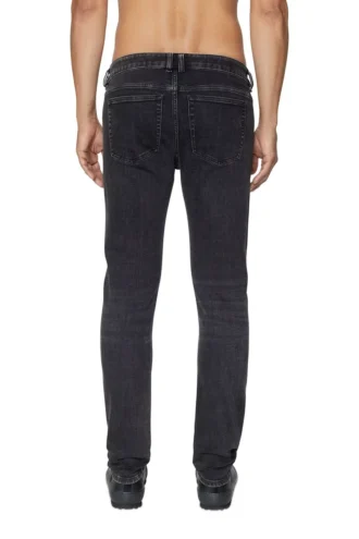 dżinsy skinny 1979 sleenker 09c23 Znajdź najbliższy sklep