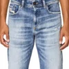 dżinsy skinny 1979 sleenker 09g35 Znajdź najbliższy sklep