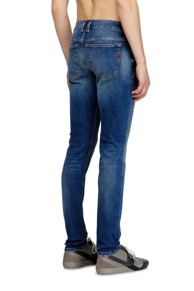 dżinsy skinny 1979 sleenker 09j33 Znajdź najbliższy sklep