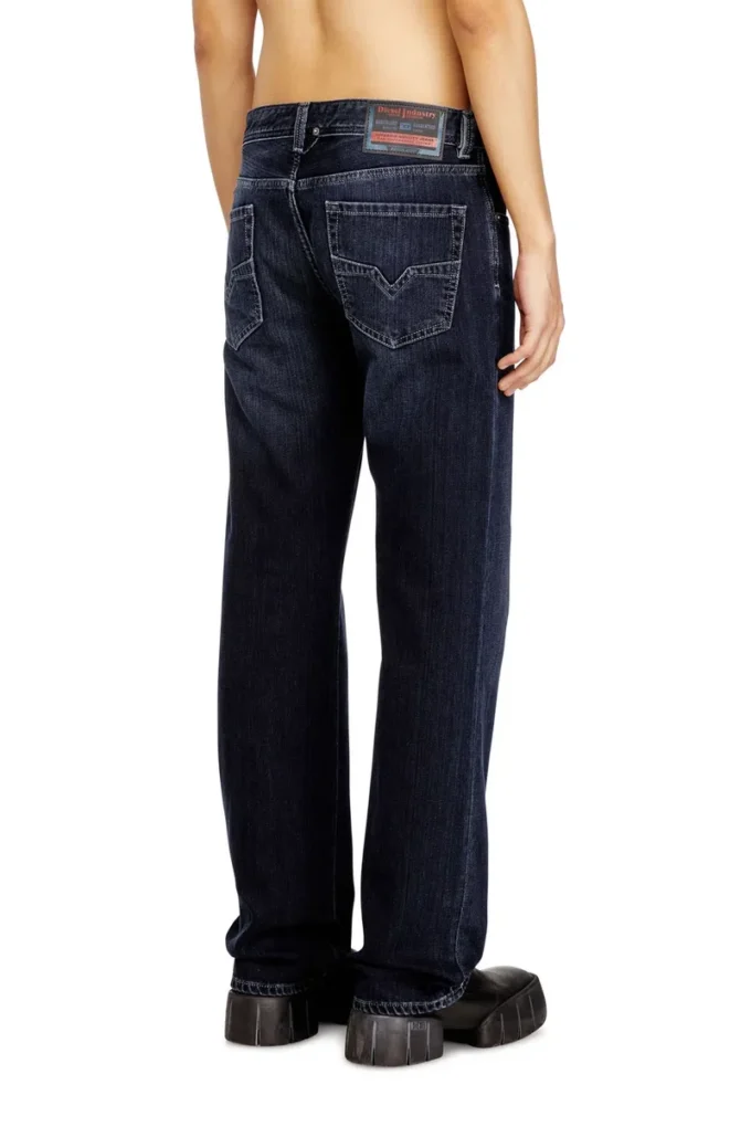 regular jeans 1985 larkee 09q19 Znajdź najbliższy sklep