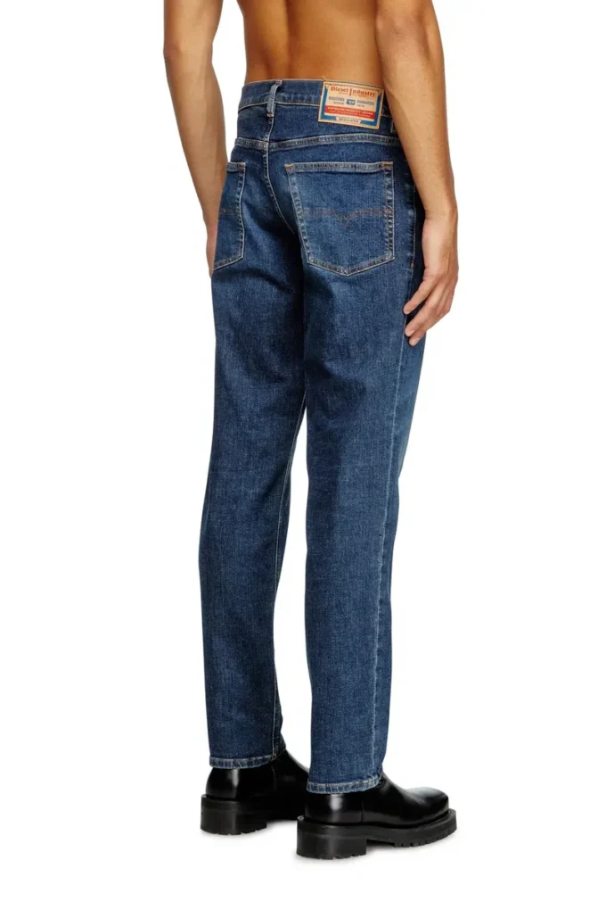 regular jeans 2023 d-finitive 09j47 Znajdź najbliższy sklep