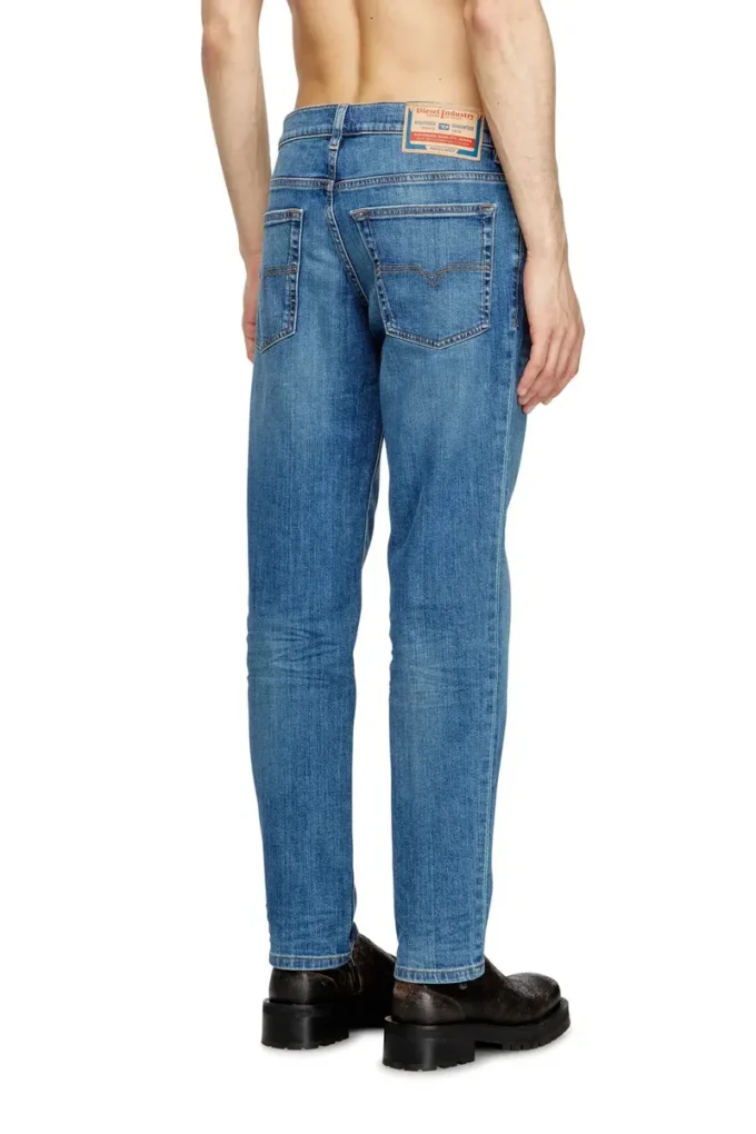 regular jeans 2023 d-finitive 0kial Znajdź najbliższy sklep