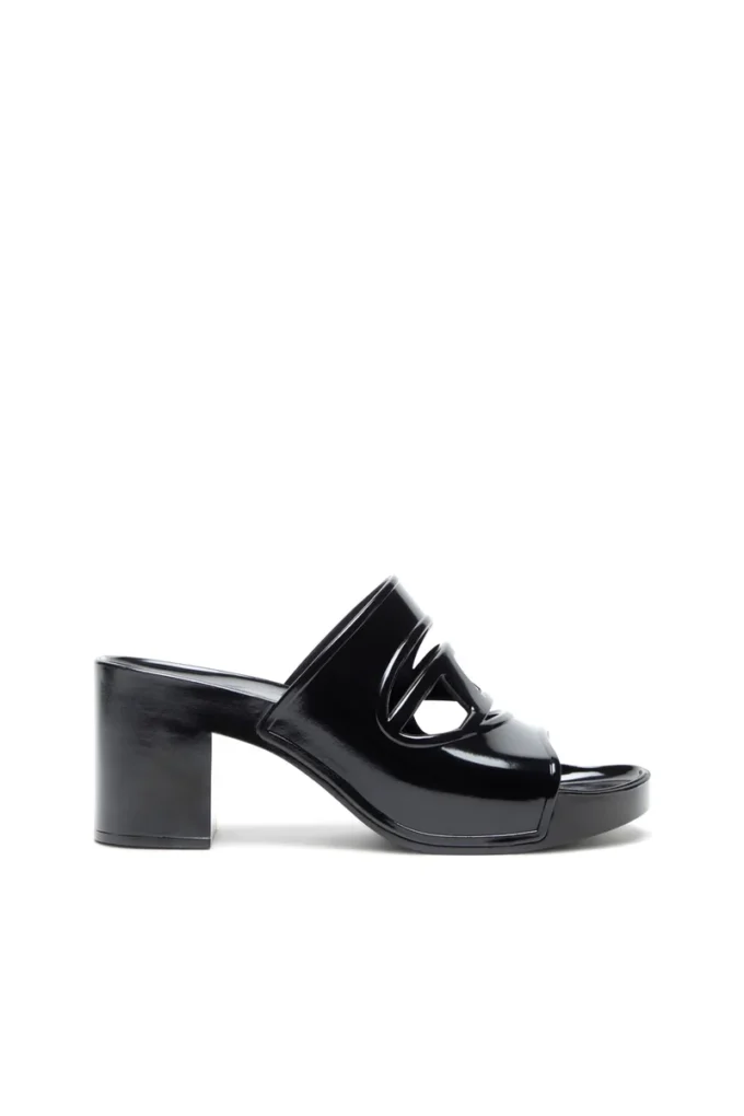 sa-bonnie Sa-Bonnie-Heeled gumowe klapki z wyciętym logo