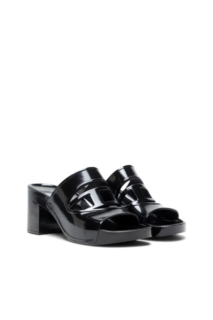 sa-bonnie Sa-Bonnie-Heeled gumowe klapki z wyciętym logo