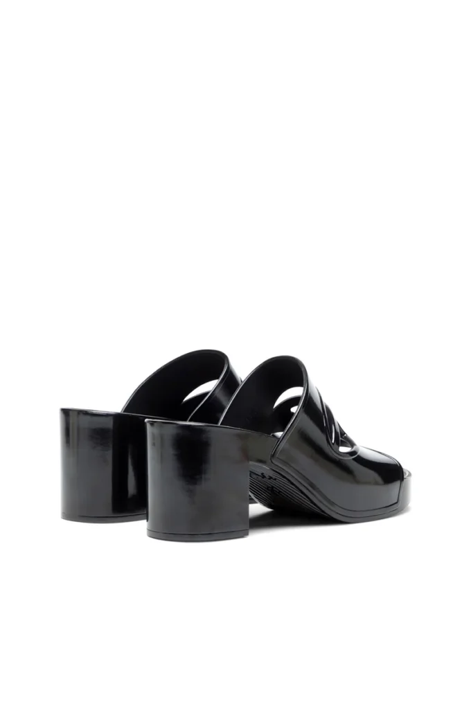 sa-bonnie Sa-Bonnie-Heeled gumowe klapki z wyciętym logo