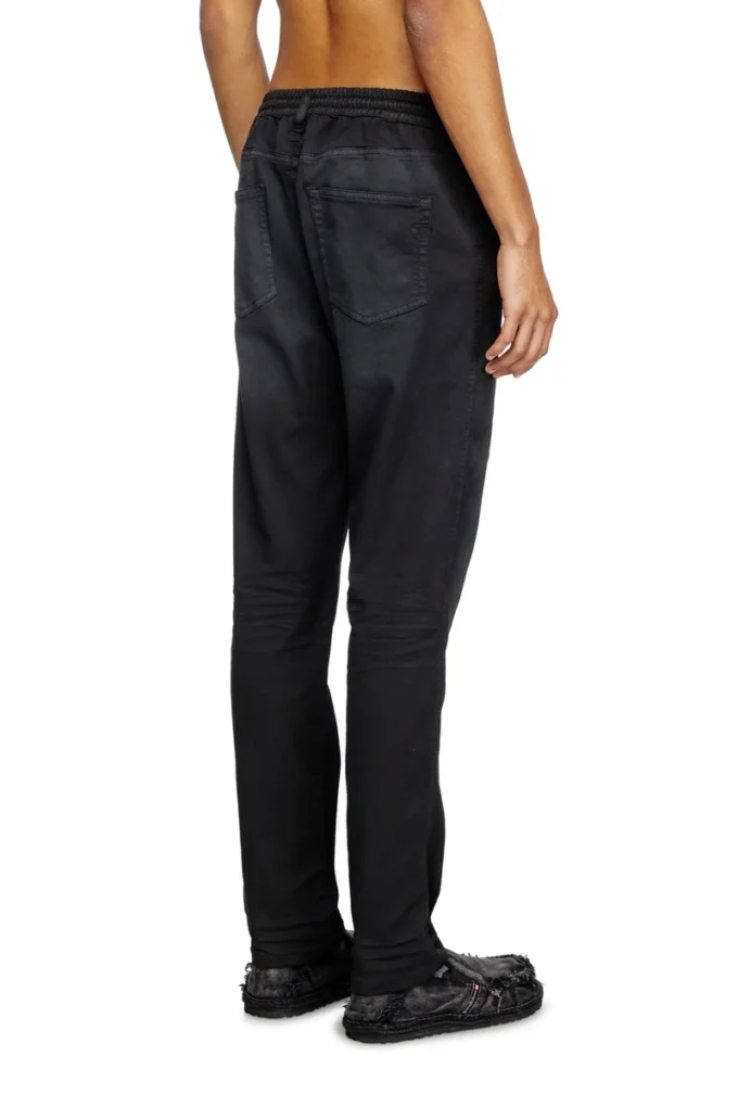 slim 2062 d-strukt joggjeans® 0670m Znajdź najbliższy sklep