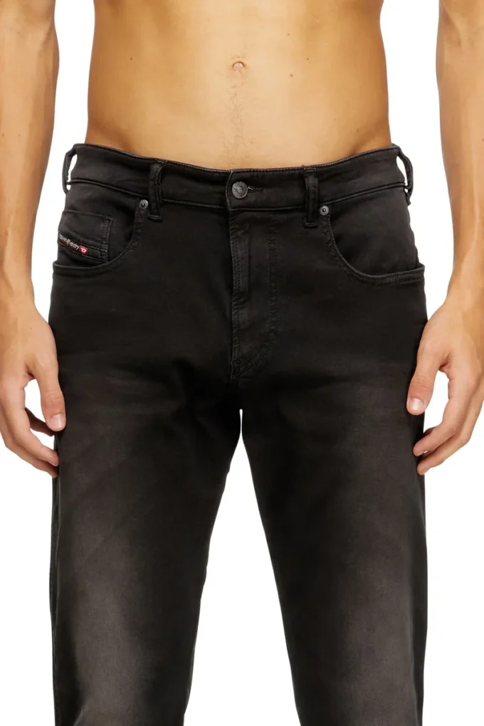 slim 2062 d-strukt joggjeans® 0670m Znajdź najbliższy sklep