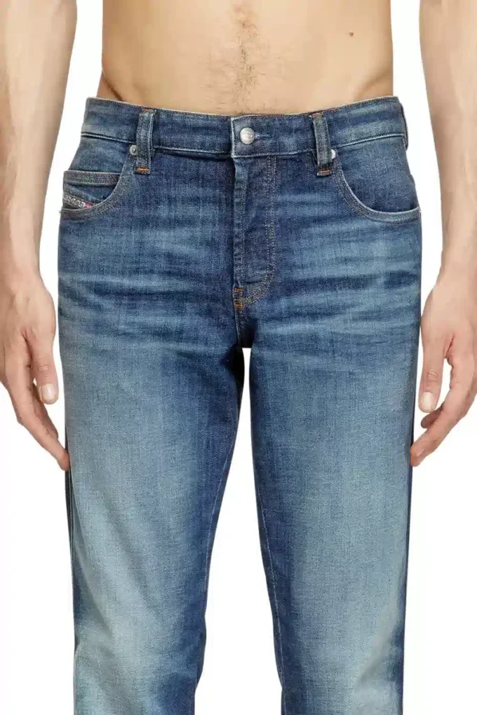 Slim jeans 1993 d-vyl 0dbei Znajdź najbliższy sklep