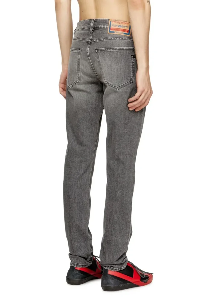 Slim jeans 2019 d-strukt 09m30 Znajdź najbliższy sklep