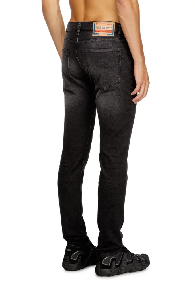 Slim jeans 2019 d-strukt 0dbdt Znajdź najbliższy sklep