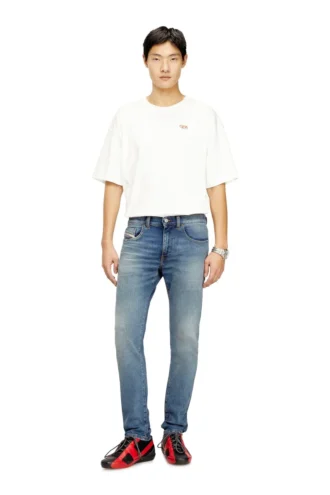 Slim jeans 2019 d-strukt 0dbef Znajdź najbliższy sklep