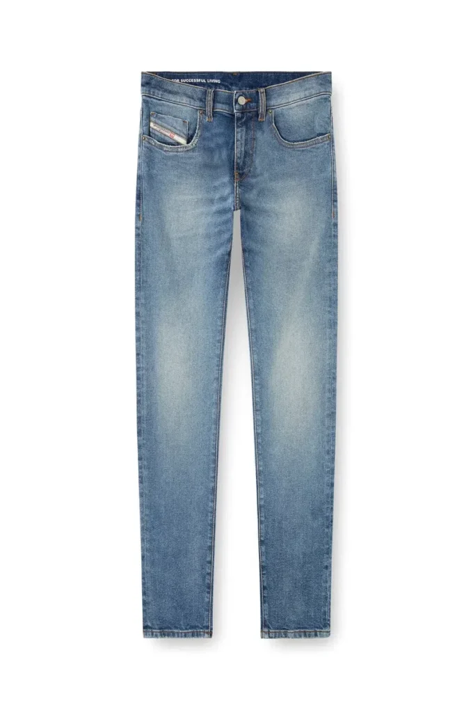 Slim jeans 2019 d-strukt 0dbef Znajdź najbliższy sklep