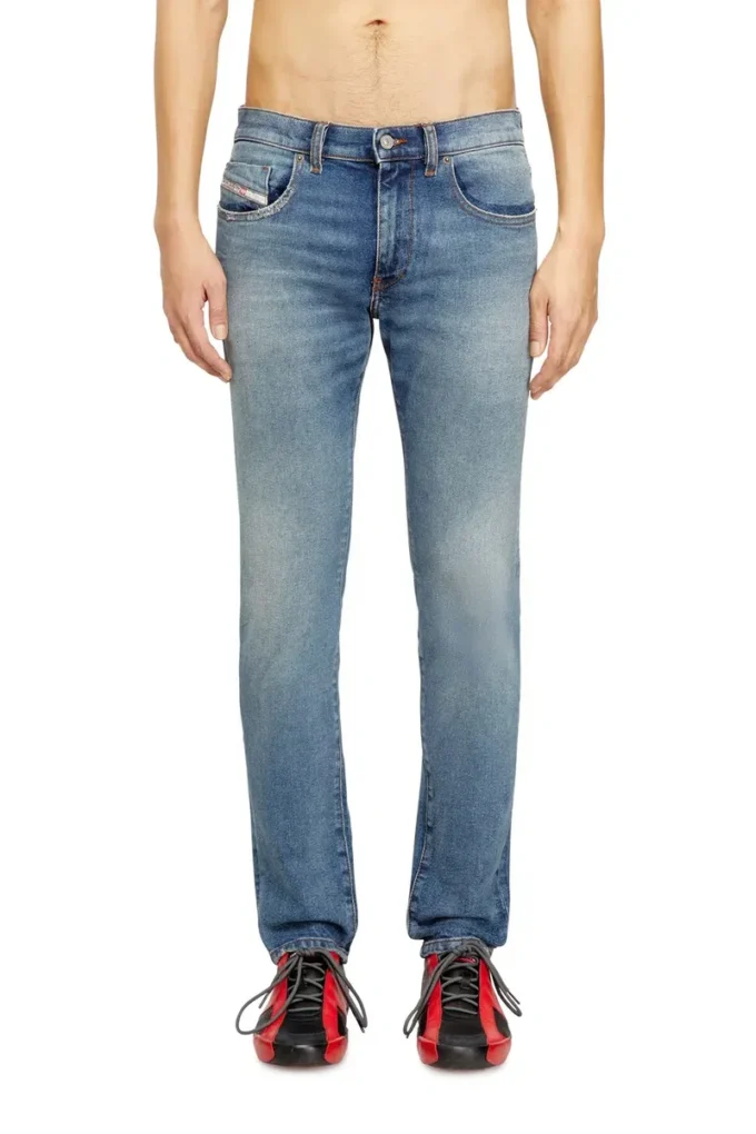 Slim jeans 2019 d-strukt 0dbef Znajdź najbliższy sklep