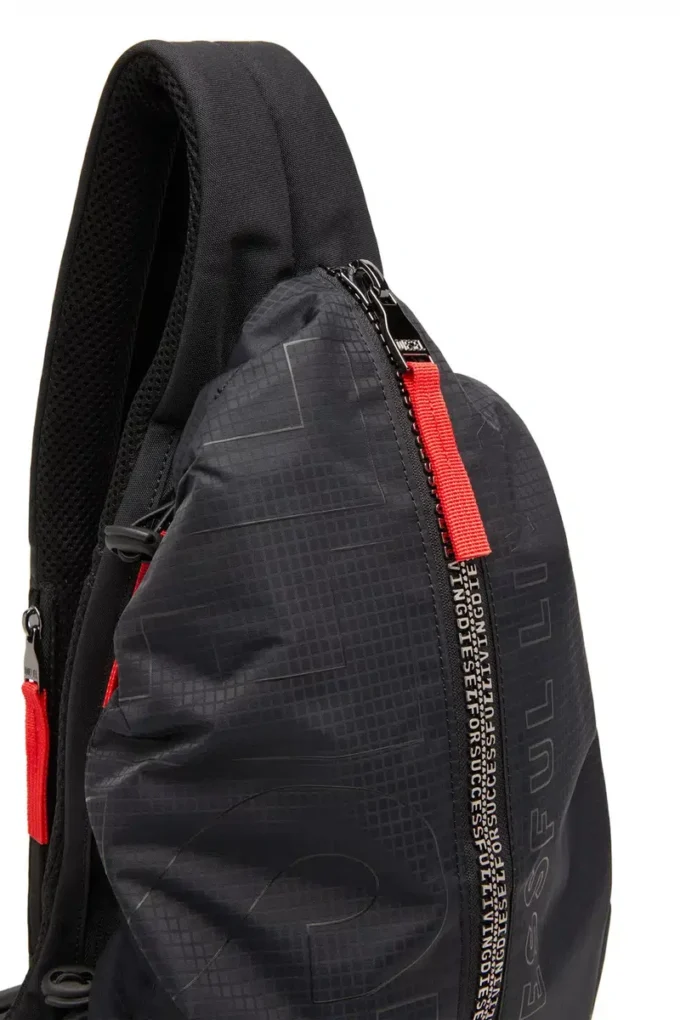 Torba typu sling zip-d x Plecak Zip-D-Sling z żakardową powłoką w kratkę Torba typu sling zip-d x Plecak Zip-D-Sling z żakardową powłoką w kratkę
